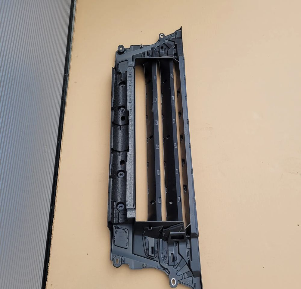 ZDERZAK MAN TGX E6 LIFT NOWY ORYGINAŁ 81.4160-6970 CHWALIM116 - Bumper for Truck: picture 5 ZDERZAK MAN TGX E6 LIFT NOWY ORYGINAŁ 81.4160-6970 CHWALIM116 - Bumper for Truck: picture 5