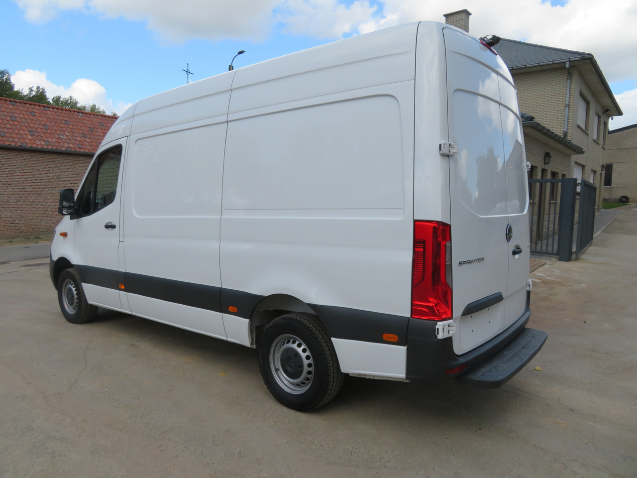 Mercedes-Benz Sprinter 317cdi - A2H2 - Panel van: picture 5 Mercedes-Benz Sprinter 317cdi - A2H2 - Panel van: picture 5