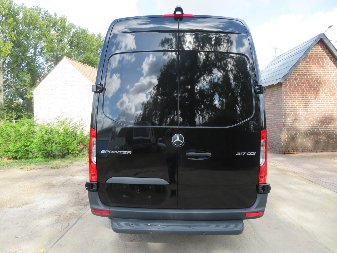 Panel van Mercedes-Benz Sprinter 317cdi - A2H2: picture 6
