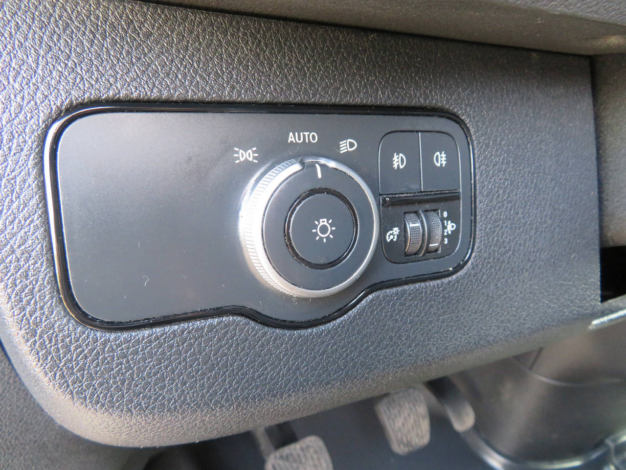 Panel van Mercedes-Benz Sprinter 317cdi - A2H2: picture 14