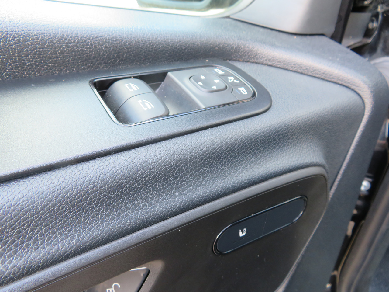 Panel van Mercedes-Benz Sprinter 317cdi - A2H2: picture 13