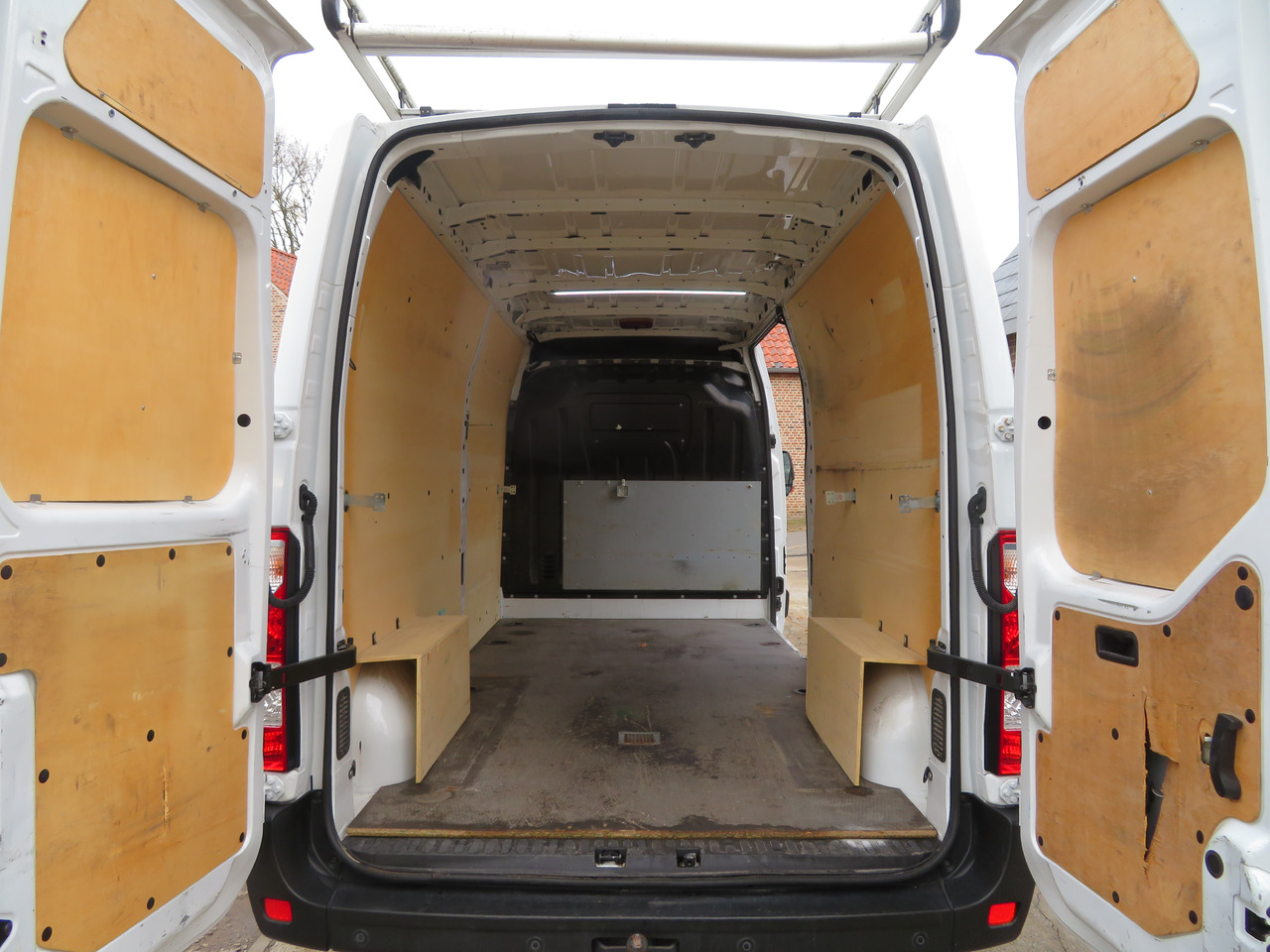 Lease a Opel Movano 2.3 CDTI - L3H2 Opel Movano 2.3 CDTI - L3H2: picture 10