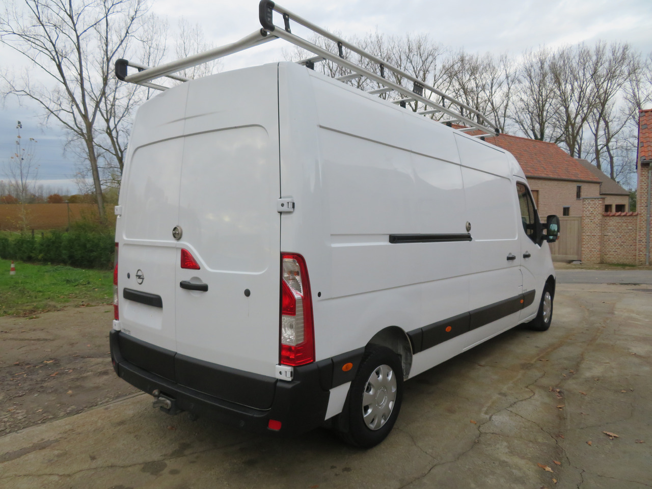 Lease a Opel Movano 2.3 CDTI - L3H2 Opel Movano 2.3 CDTI - L3H2: picture 7