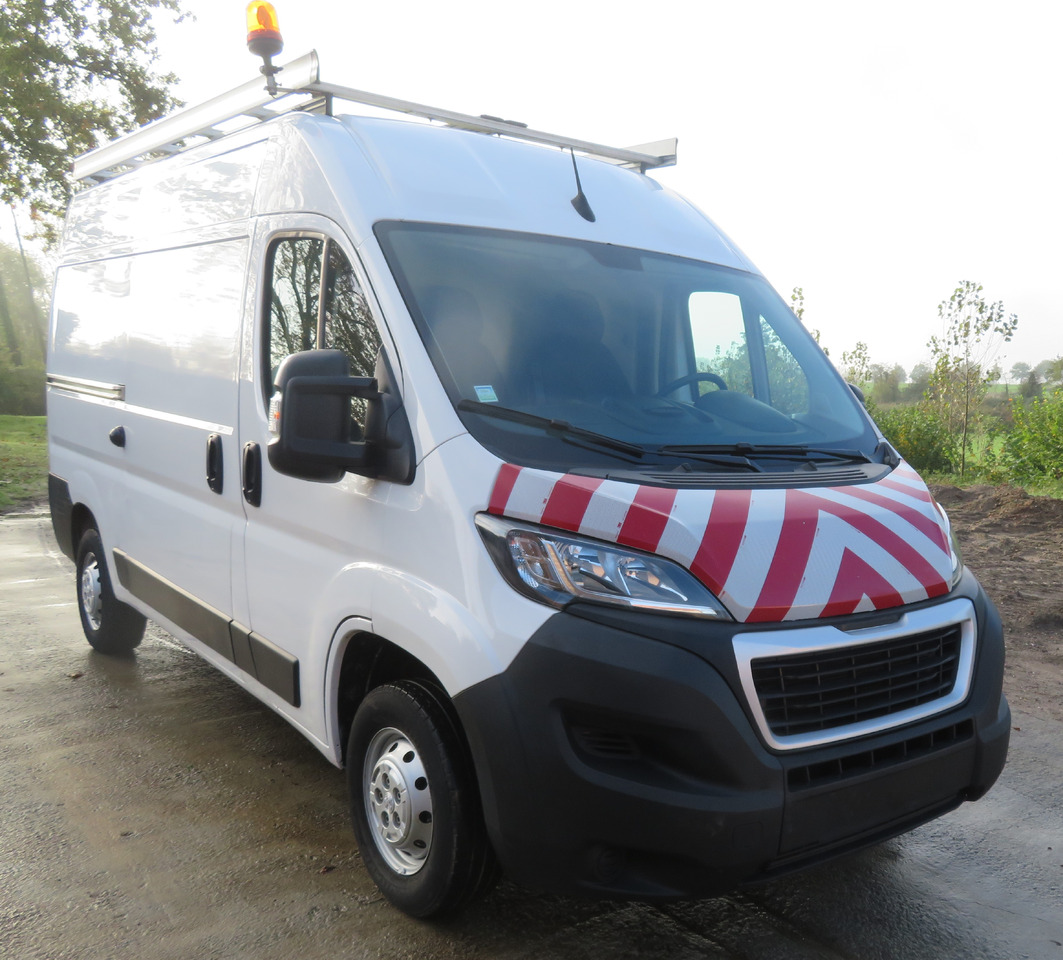 Peugeot Boxer 2.2 BlueHDi - L2H2 - Panel van: picture 1 Peugeot Boxer 2.2 BlueHDi - L2H2 - Panel van: picture 1