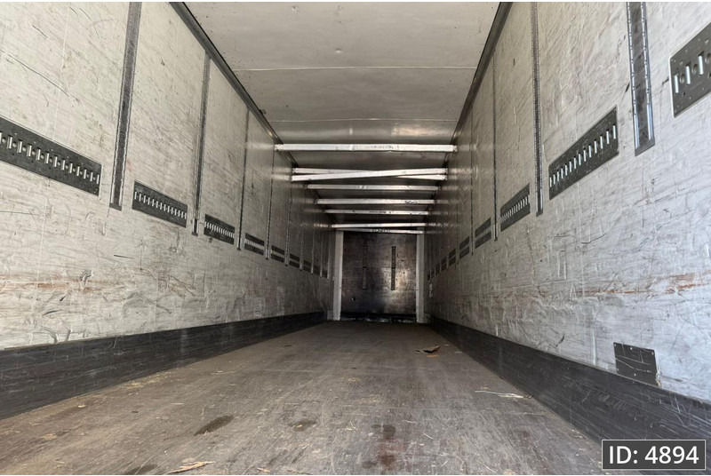Krone SD / BPW Drum / Double stock - Closed box semi-trailer: picture 5 Krone SD / BPW Drum / Double stock - Closed box semi-trailer: picture 5