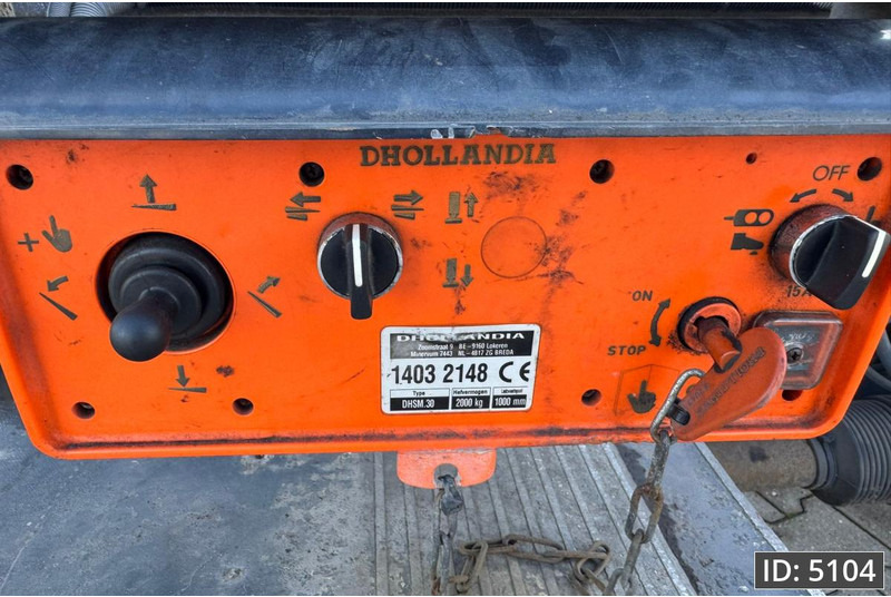 Container transporter/ Swap body truck Mercedes-Benz Atego 1318 Day Cab, Euro 6, / BDF / DHOLLANDIA 2000KG: picture 6