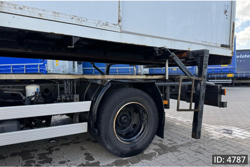 Mercedes-Benz Atego 816 Day Cab, Euro 5, BDF / EPS automatic / standklima / Hydraulic system - Container transporter/ Swap body truck: picture 3 Mercedes-Benz Atego 816 Day Cab, Euro 5, BDF / EPS automatic / standklima / Hydraulic system - Container transporter/ Swap body truck: picture 3