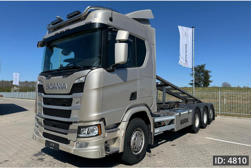 Scania R540 Topline, Euro 6, / 8x4 / BDF / Tipper / Steering axle, Intarder - Container transporter/ Swap body truck: picture 1 Scania R540 Topline, Euro 6, / 8x4 / BDF / Tipper / Steering axle, Intarder - Container transporter/ Swap body truck: picture 1