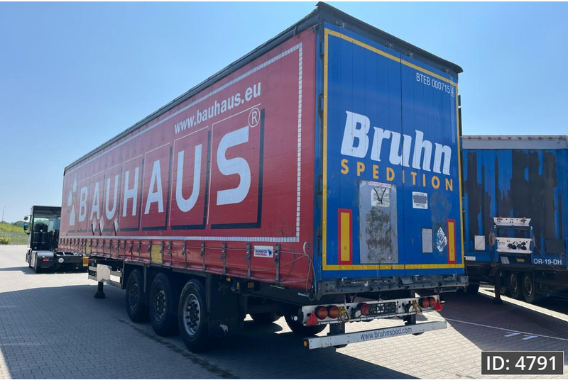 Schmitz Cargobull SCB*S3T / Disk brakes - Curtainsider semi-trailer: picture 2 Schmitz Cargobull SCB*S3T / Disk brakes - Curtainsider semi-trailer: picture 2