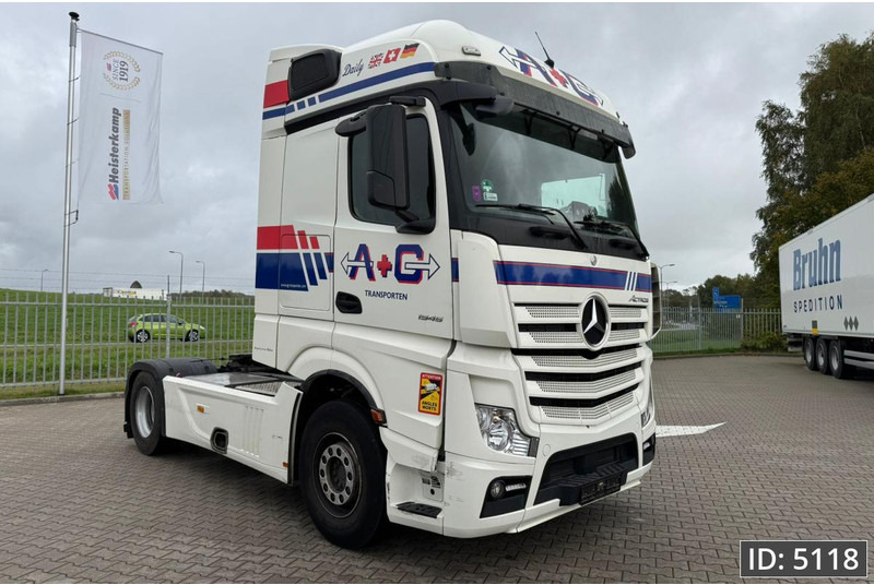 Mercedes-Benz Actros 1845 GigaSpace, Euro 6, / Fridge / 2 Tanks / 3 Pieces - Tractor unit: picture 4 Mercedes-Benz Actros 1845 GigaSpace, Euro 6, / Fridge / 2 Tanks / 3 Pieces - Tractor unit: picture 4