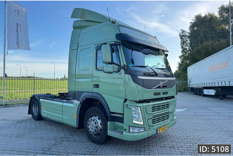 Volvo FM 420 Globetrotter, Euro 6 - Tractor unit: picture 4 Volvo FM 420 Globetrotter, Euro 6 - Tractor unit: picture 4
