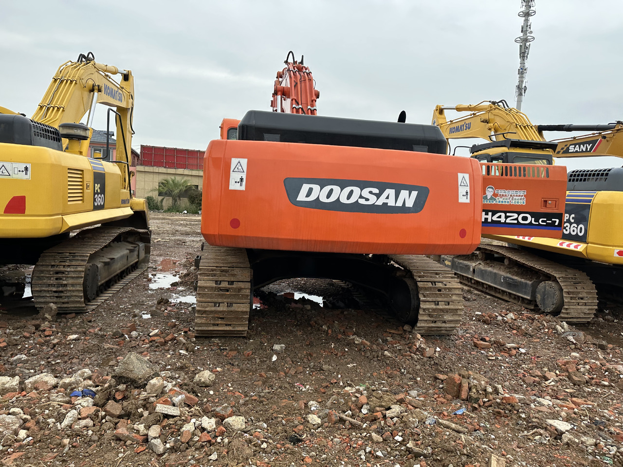 Crawler excavator DOOSAN DH420LC-7 Crawler Excavator: picture 6
