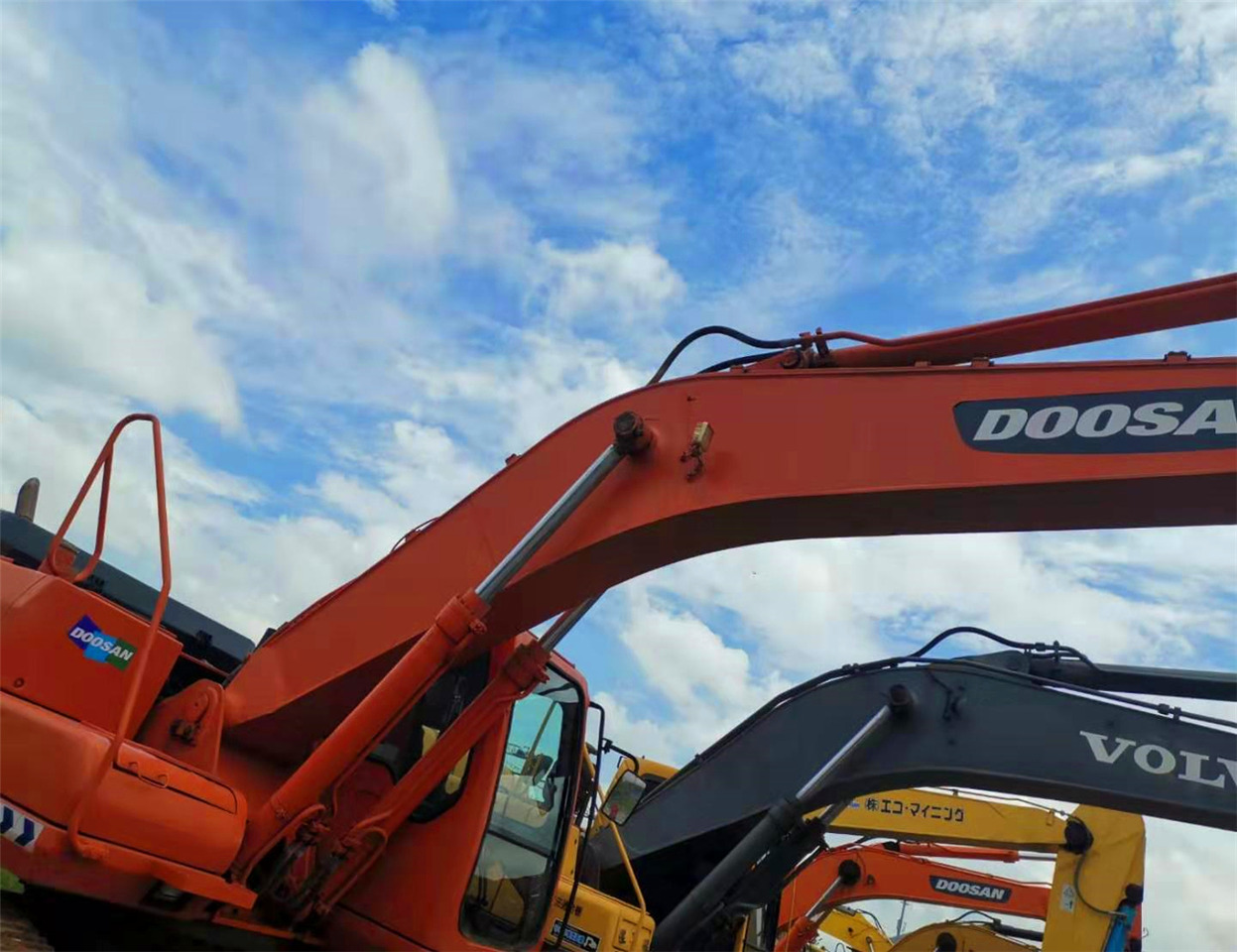 DOOSAN Excavator DH300 Click Here for Discount - Excavator: picture 4 DOOSAN Excavator DH300 Click Here for Discount - Excavator: picture 4
