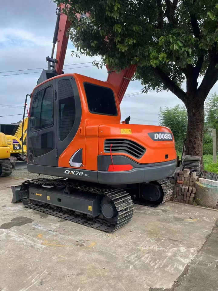 DOOSAN Mini Excavator DX75 Click for Discount - Mini excavator: picture 3 DOOSAN Mini Excavator DX75 Click for Discount - Mini excavator: picture 3