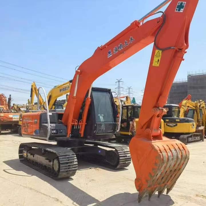 HITACHI Wheel Excavator ZX120 Click Here for Discount - Wheel excavator: picture 4 HITACHI Wheel Excavator ZX120 Click Here for Discount - Wheel excavator: picture 4