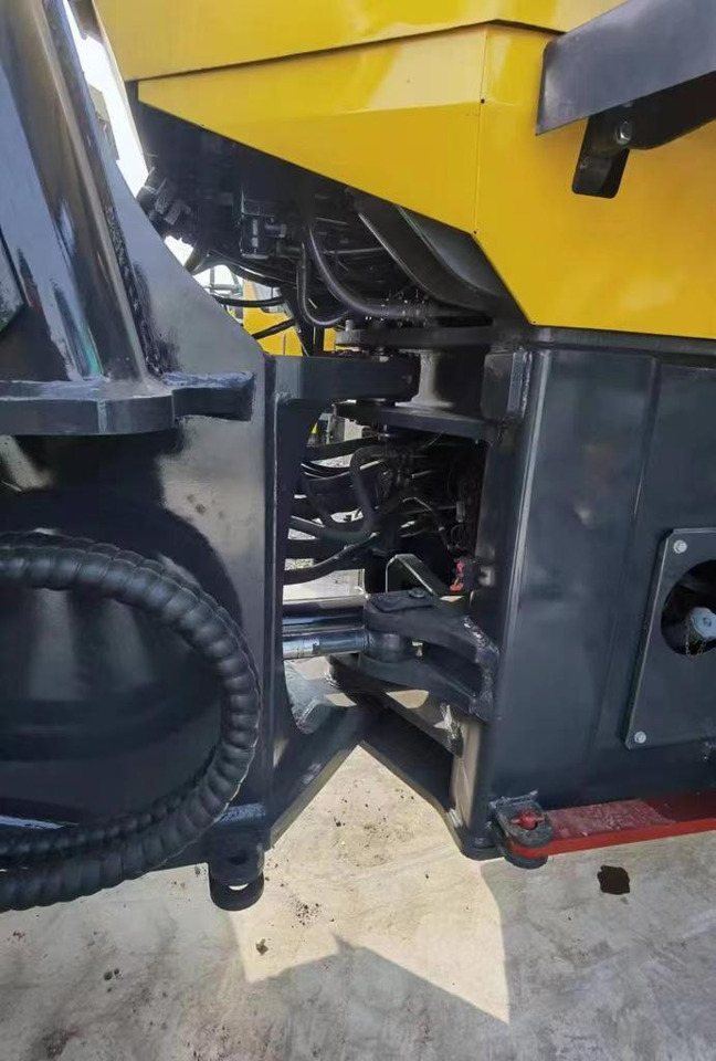 Wheel loader KOMATSU WA470 Wheel Loader Click for Discount: picture 6