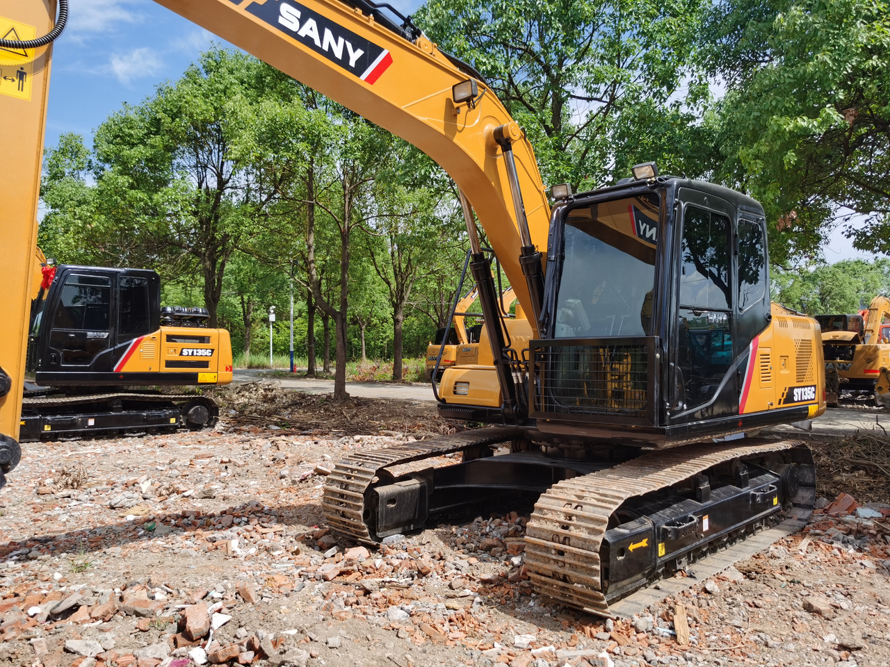 SANY SY135 - Crawler excavator: picture 4 SANY SY135 - Crawler excavator: picture 4