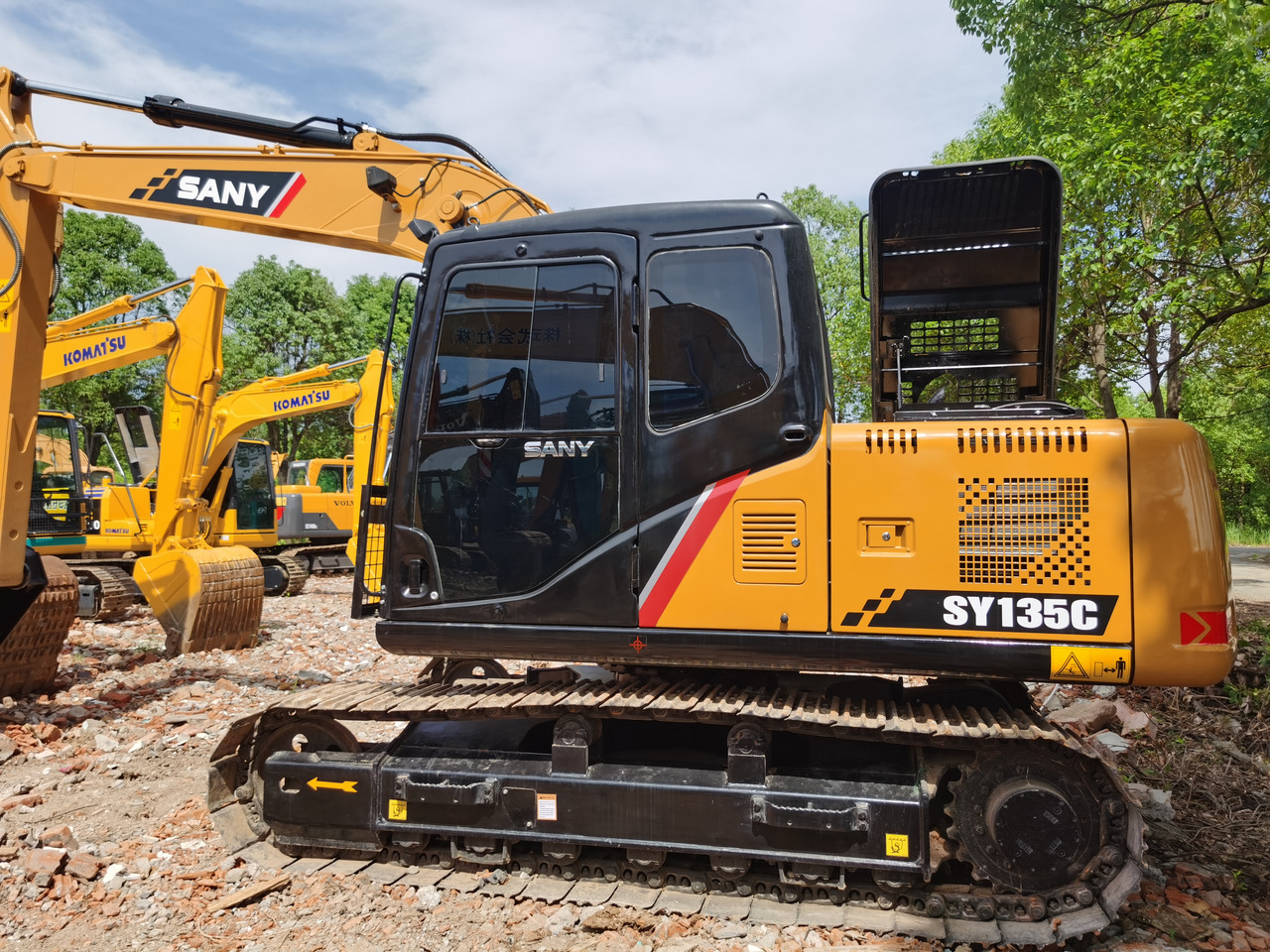 SANY SY135 - Crawler excavator: picture 1 SANY SY135 - Crawler excavator: picture 1