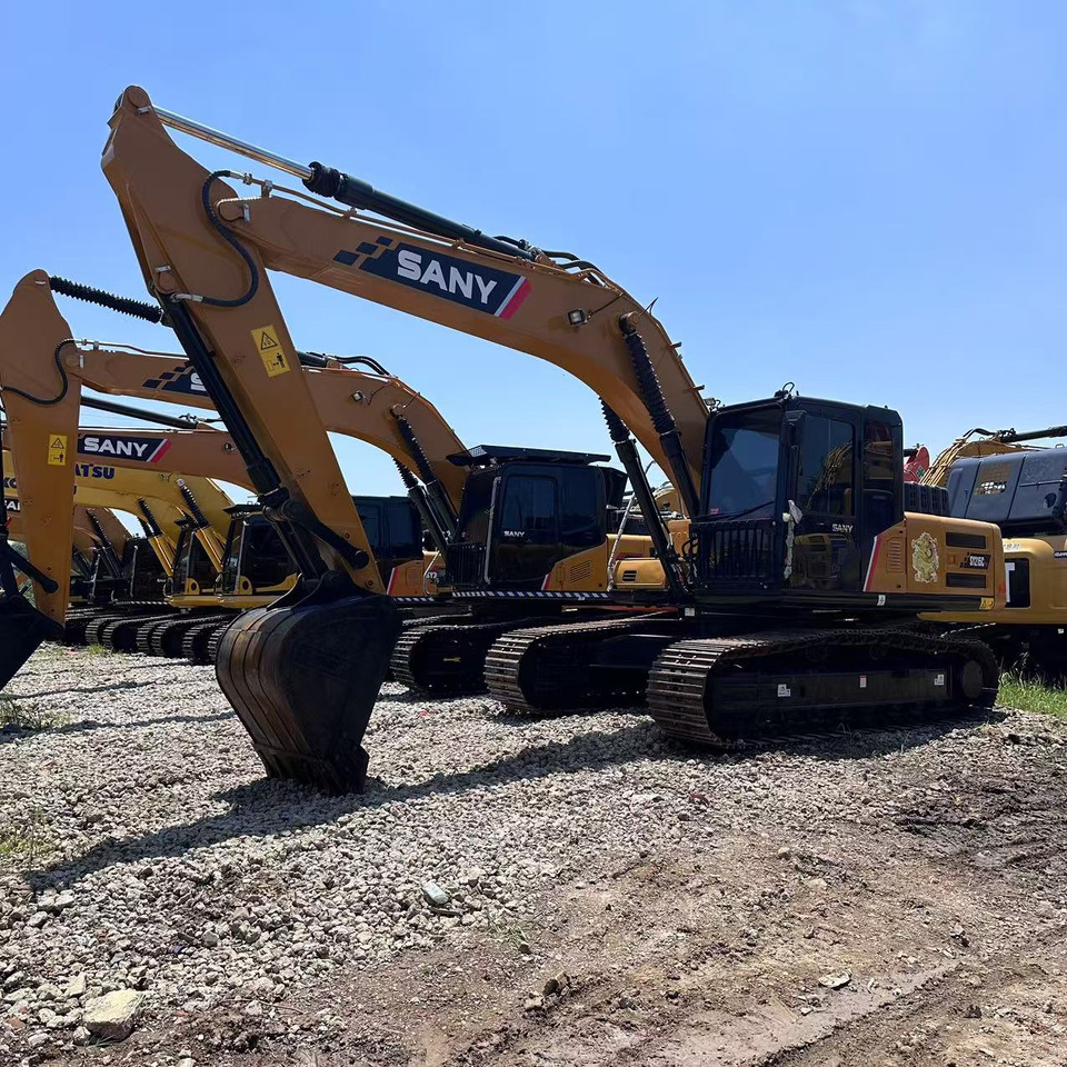 SANY SY215 - Excavator: picture 3 SANY SY215 - Excavator: picture 3