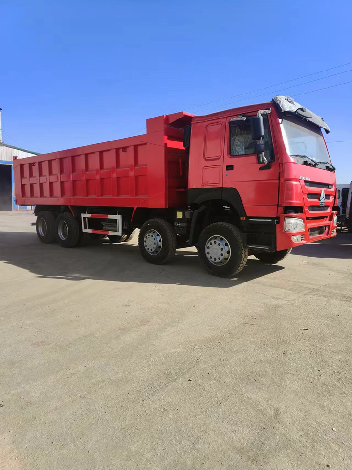 SINOTRUK HOWO 8x4 Dump Truck - Tipper: picture 2 SINOTRUK HOWO 8x4 Dump Truck - Tipper: picture 2