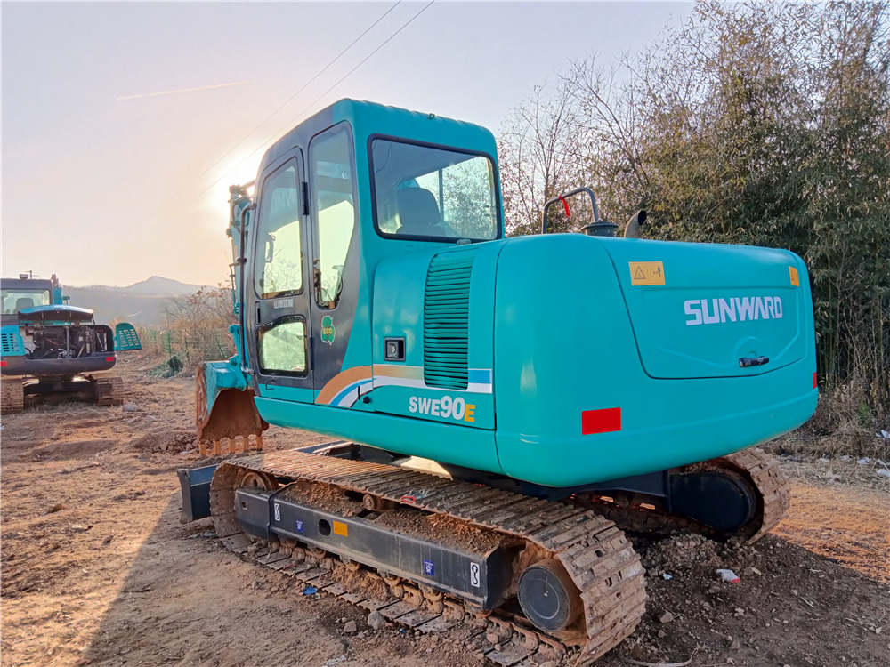 SUNWARD SWE90N - Crawler excavator: picture 3 SUNWARD SWE90N - Crawler excavator: picture 3