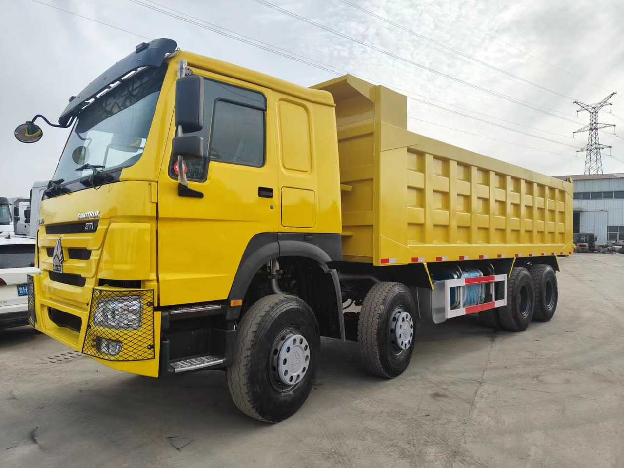 Sino HOWO 8x4 Dump Truck Click for Discount - Tipper: picture 1 Sino HOWO 8x4 Dump Truck Click for Discount - Tipper: picture 1