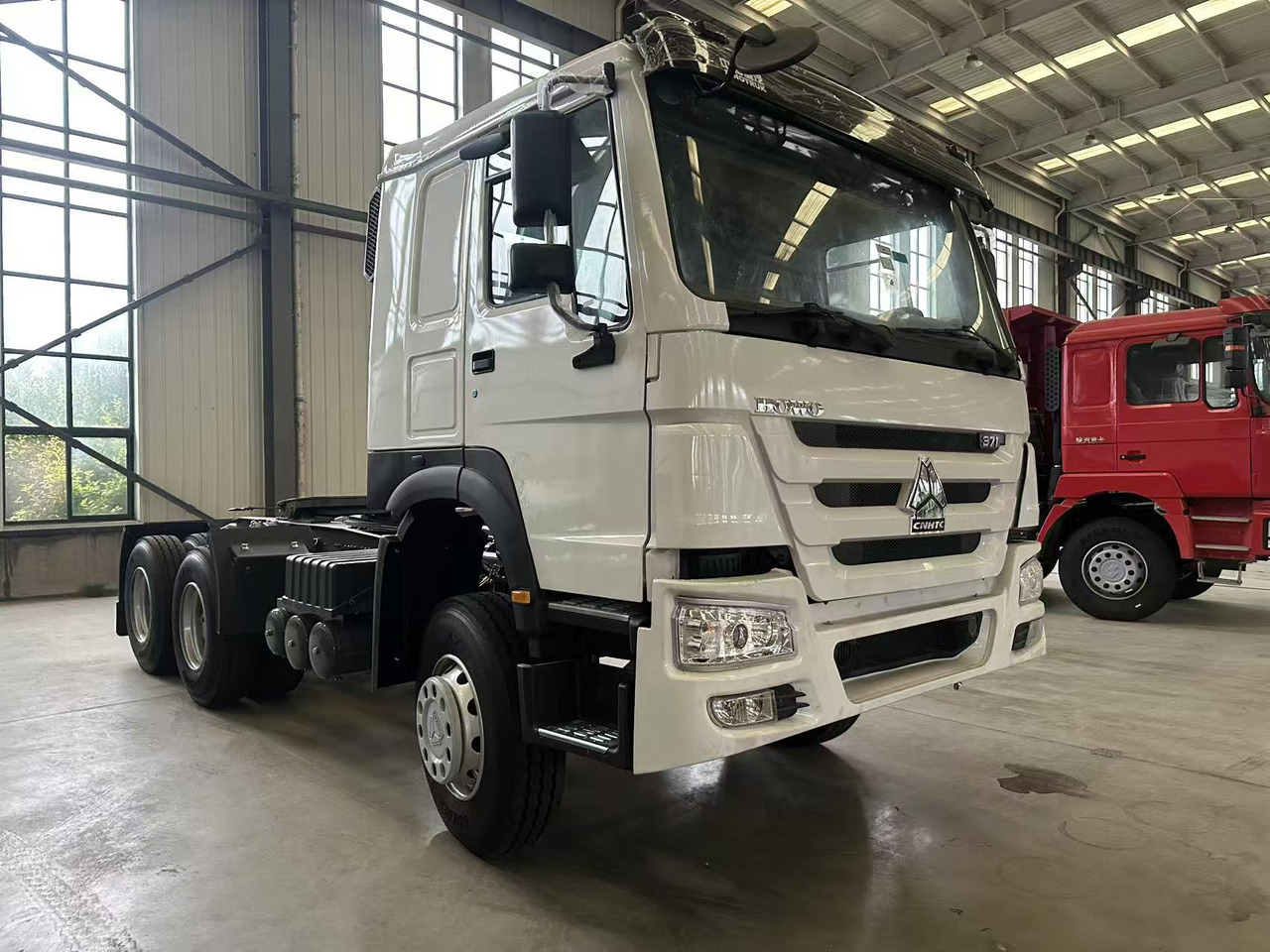 HOWO 371 Tractor Unit 6✖4 - Tractor unit: picture 4 HOWO 371 Tractor Unit 6✖4 - Tractor unit: picture 4