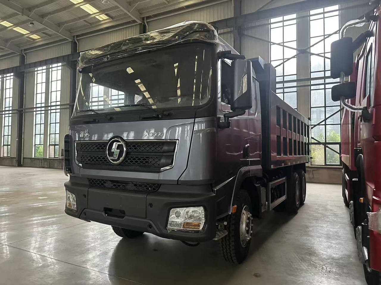 SHACMAN X3000 Dump Truck 6✖4 - Tractor unit: picture 2 SHACMAN X3000 Dump Truck 6✖4 - Tractor unit: picture 2