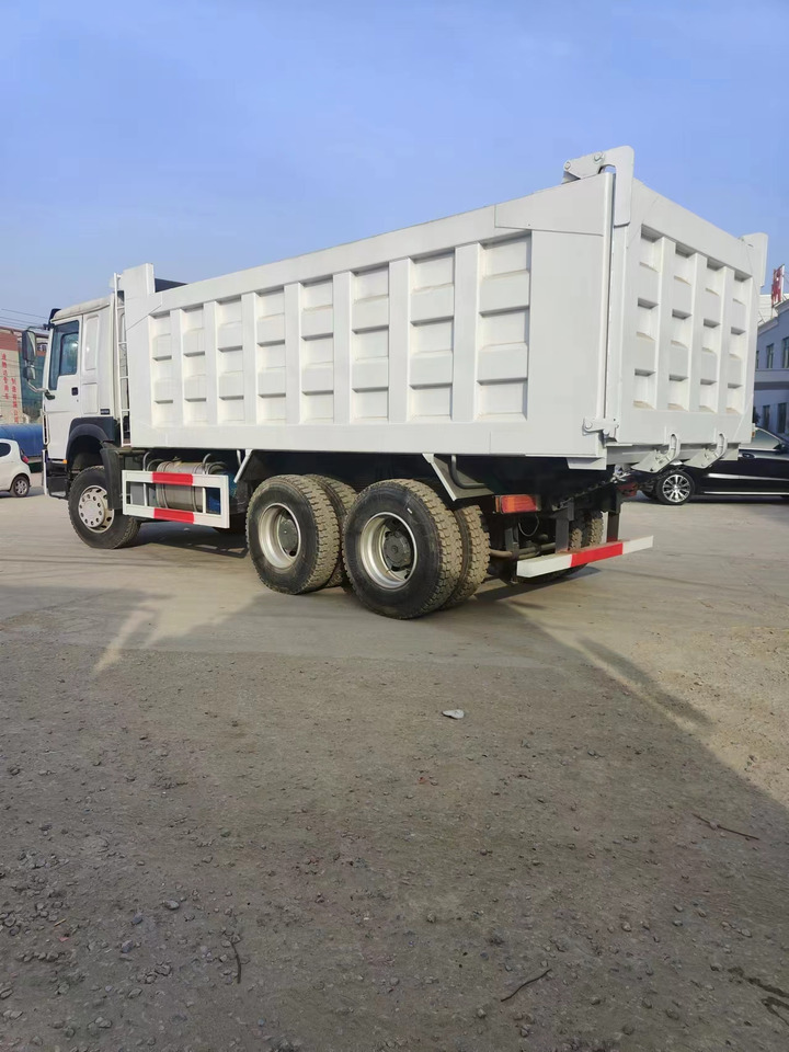 HOWO - Truck: picture 3 HOWO - Truck: picture 3