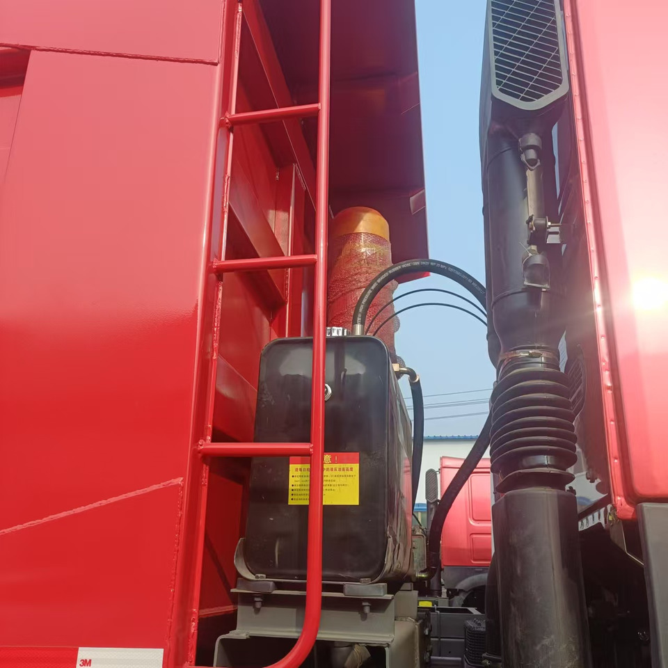 HOWO DUMP TRUCK 371 - Truck: picture 5 HOWO DUMP TRUCK 371 - Truck: picture 5