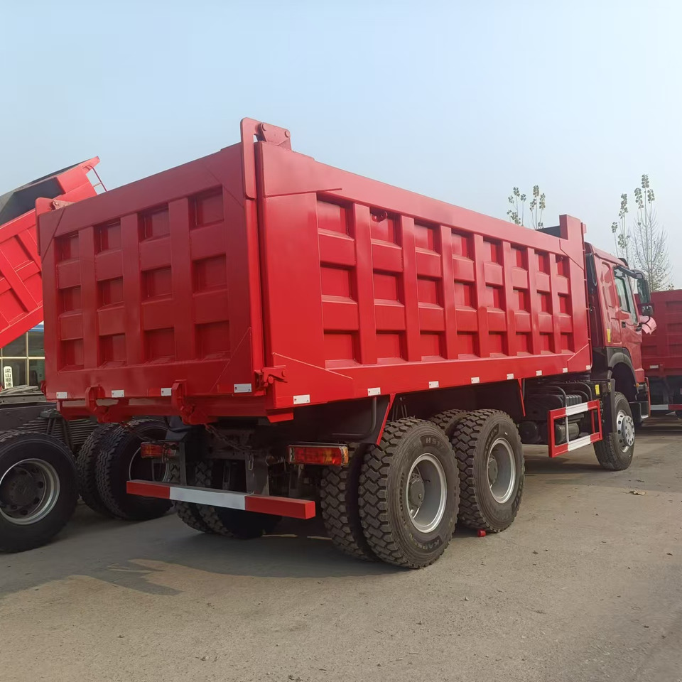 HOWO DUMP TRUCK 371 - Truck: picture 3 HOWO DUMP TRUCK 371 - Truck: picture 3