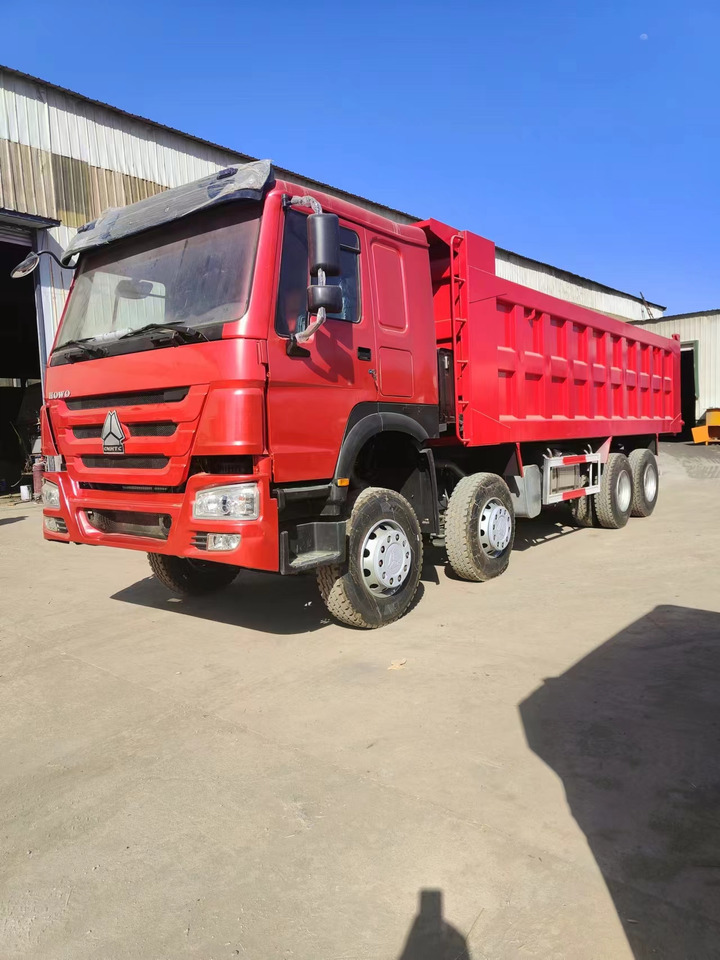 HOWO DUMP TRUCK 375 8 ✖4 - Truck: picture 2 HOWO DUMP TRUCK 375 8 ✖4 - Truck: picture 2
