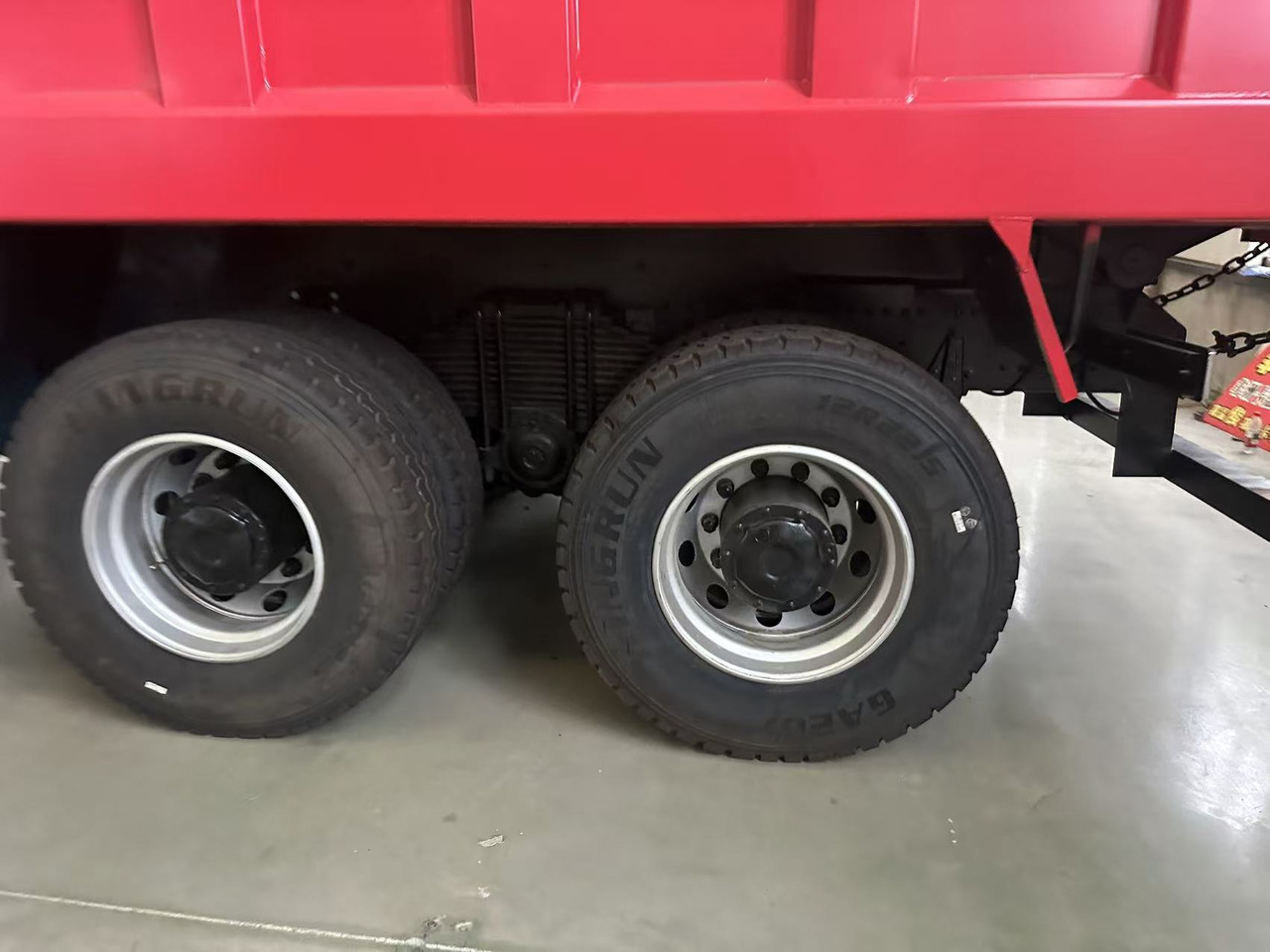 HOWO DUMP TRUCK 6✖4 - Truck: picture 5 HOWO DUMP TRUCK 6✖4 - Truck: picture 5