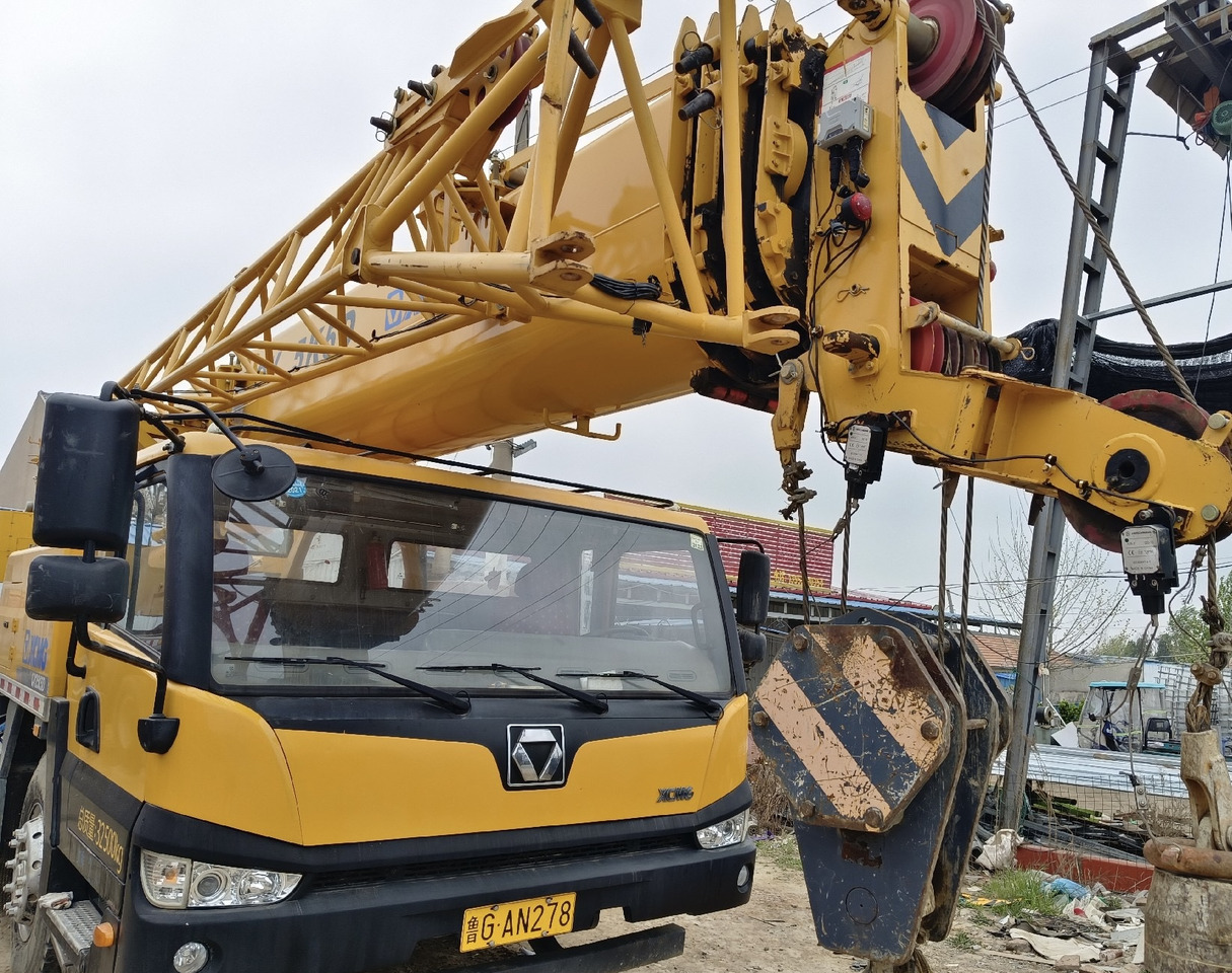 XCMG Crane QY25K 25Ton - Crane: picture 3 XCMG Crane QY25K 25Ton - Crane: picture 3