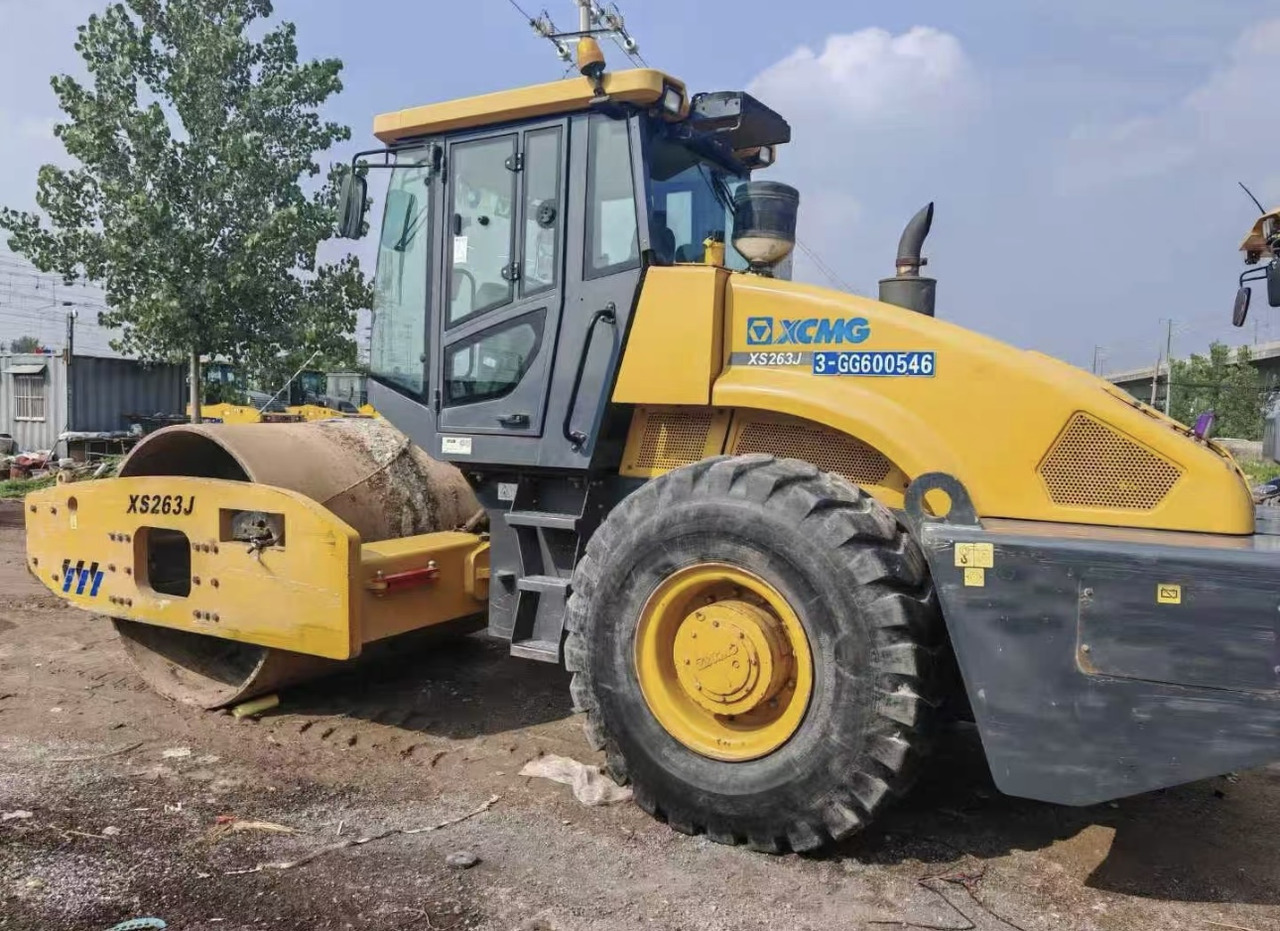 XCMG XCMG XS263J Original Road Roller Negotiable - Compactor: picture 1 XCMG XCMG XS263J Original Road Roller Negotiable - Compactor: picture 1