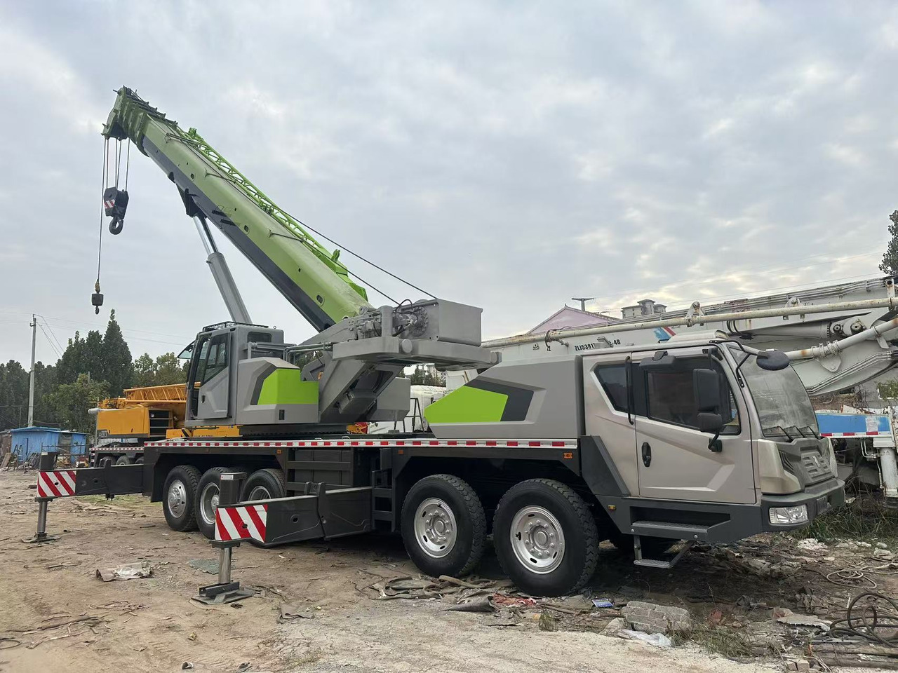 ZOOMLION Crane 50Ton - All terrain crane: picture 5 ZOOMLION Crane 50Ton - All terrain crane: picture 5