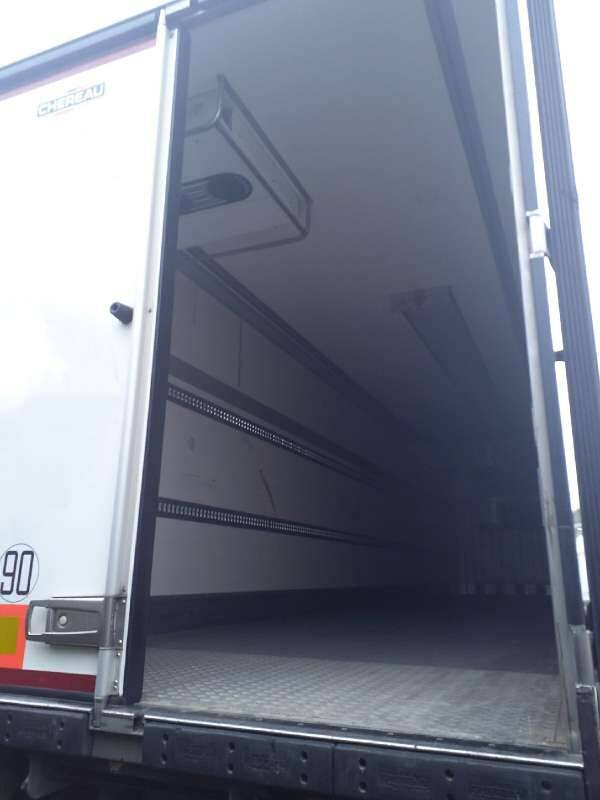 Semi-remorque 3 Essieux FRIGO 38 TONNES HAYON CAISSE CHEREAU GROUPE THERMOKING SLXI SPECTRUM - Refrigerator semi-trailer: picture 3 Semi-remorque 3 Essieux FRIGO 38 TONNES HAYON CAISSE CHEREAU GROUPE THERMOKING SLXI SPECTRUM - Refrigerator semi-trailer: picture 3
