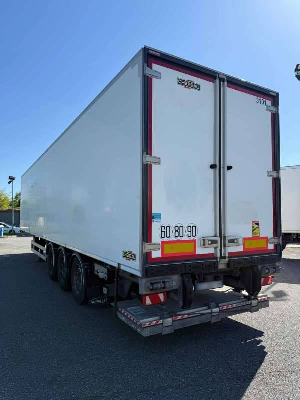 Semi-remorque 3 Essieux FRIGO 38 TONNES HAYON CAISSE CHEREAU GROUPE THERMOKING SLXI SPECTRUM - Refrigerator semi-trailer: picture 3 Semi-remorque 3 Essieux FRIGO 38 TONNES HAYON CAISSE CHEREAU GROUPE THERMOKING SLXI SPECTRUM - Refrigerator semi-trailer: picture 3