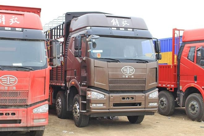 FAW FAW J6P Livestock Truck for Sale in Uganda - Livestock truck: picture 2 FAW FAW J6P Livestock Truck for Sale in Uganda - Livestock truck: picture 2