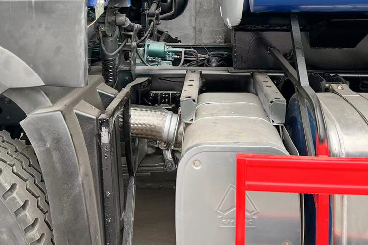 Howo Water Sprinkler Truck for Sale in Mali - Tank truck: picture 5 Howo Water Sprinkler Truck for Sale in Mali - Tank truck: picture 5