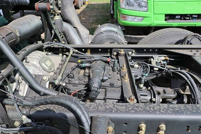 FAW New FAW JIEFANG Trucks for Sale in Qatar - Tractor unit: picture 4 FAW New FAW JIEFANG Trucks for Sale in Qatar - Tractor unit: picture 4