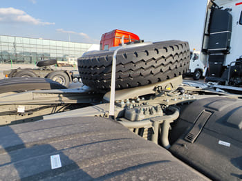 SINOTRUK 6x4 Howo Trucks for Sale in Nigeria - Tractor unit: picture 5 SINOTRUK 6x4 Howo Trucks for Sale in Nigeria - Tractor unit: picture 5