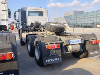 SINOTRUK 6x4 Sino Howo Truck for Sale in Sierra Leone - Tractor unit: picture 4 SINOTRUK 6x4 Sino Howo Truck for Sale in Sierra Leone - Tractor unit: picture 4