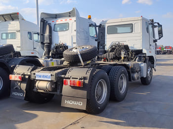 SINOTRUK 6x4 Sino Howo Truck for Sale in Sierra Leone - Tractor unit: picture 2 SINOTRUK 6x4 Sino Howo Truck for Sale in Sierra Leone - Tractor unit: picture 2