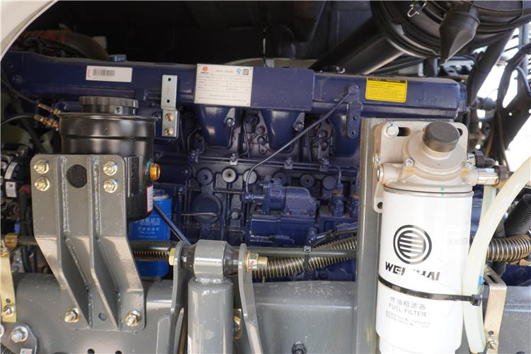 SINOTRUK Howo 430 Truck Head for Sale In Zambia - Tractor unit: picture 3 SINOTRUK Howo 430 Truck Head for Sale In Zambia - Tractor unit: picture 3