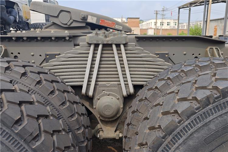 SINOTRUK Used Howo 400hp Tractor Truck for Sale In Nigeria Lagos - Tractor unit: picture 2 SINOTRUK Used Howo 400hp Tractor Truck for Sale In Nigeria Lagos - Tractor unit: picture 2