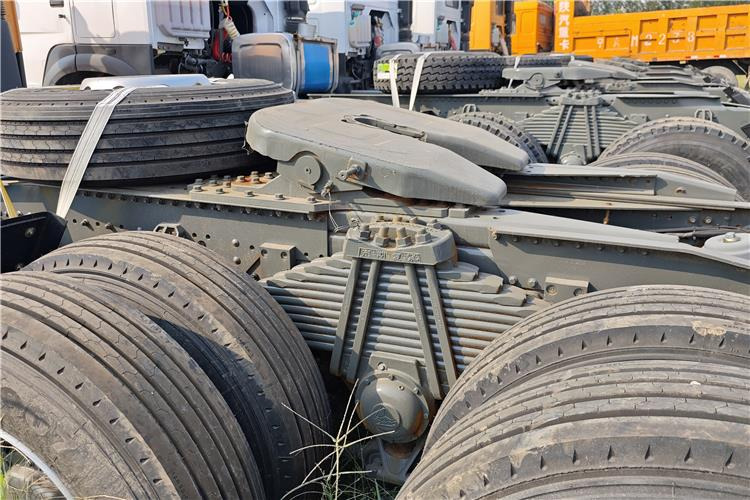 Sinotruk Used Howo Truck 371 hp 6x4 Head for Sale In Ghana Accra - Tractor unit: picture 3 Sinotruk Used Howo Truck 371 hp 6x4 Head for Sale In Ghana Accra - Tractor unit: picture 3