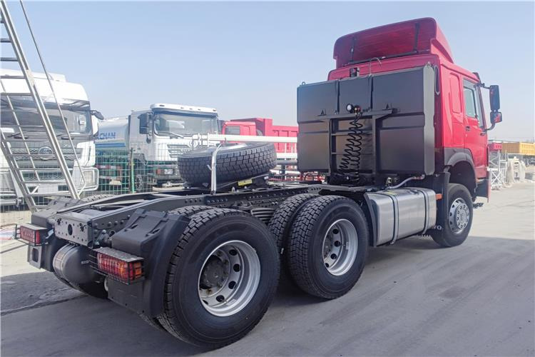 Sinotruk Howo 380hp 6x4 truck tractor for sale in Congo - Tractor unit: picture 2 Sinotruk Howo 380hp 6x4 truck tractor for sale in Congo - Tractor unit: picture 2