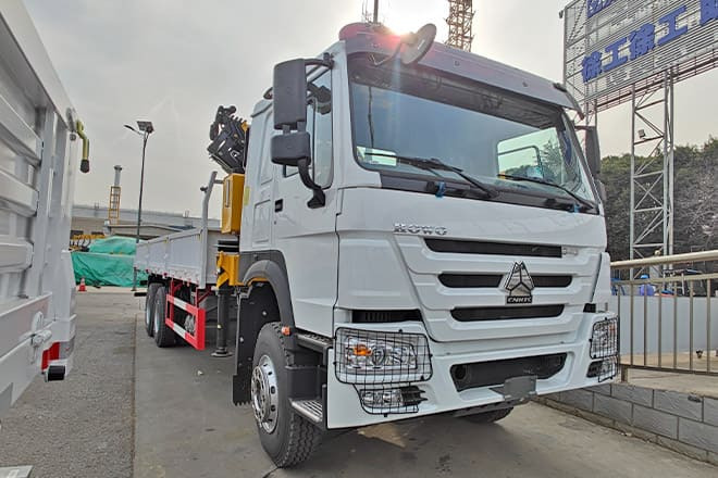 XCMG Folding Boom Truck Crane for Sale in Mexico - Crane truck: picture 2 XCMG Folding Boom Truck Crane for Sale in Mexico - Crane truck: picture 2