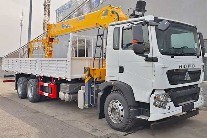 XCMG Truck Mounted Crane for Sale in Algeria - Crane truck: picture 2 XCMG Truck Mounted Crane for Sale in Algeria - Crane truck: picture 2